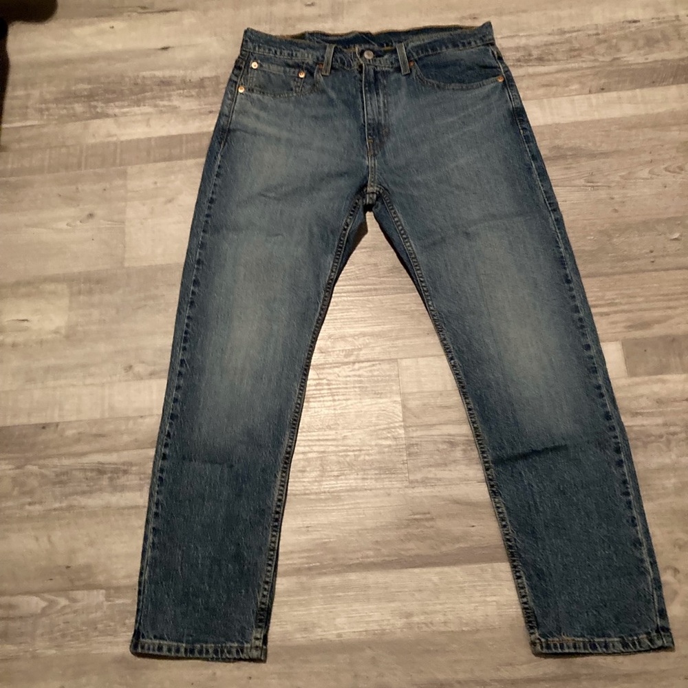 502 Levi jeans (W:32 L:29)